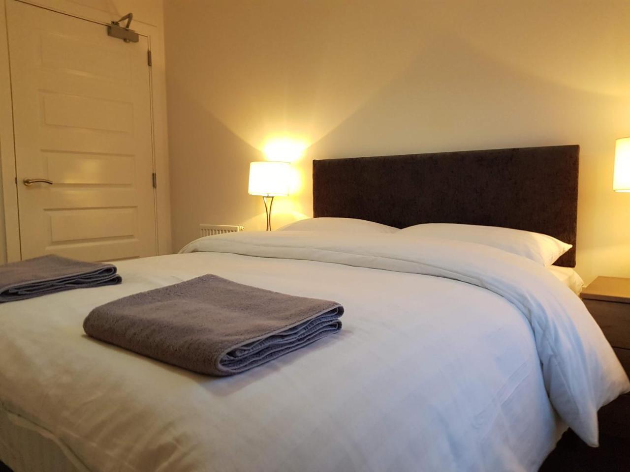1 Royal View Apartments Stirling Esterno foto